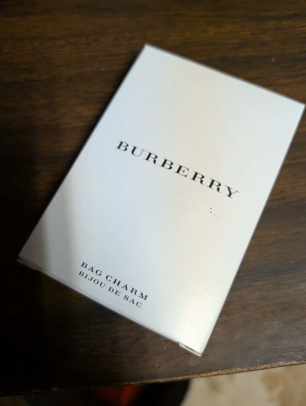 Burberry Gold Heart Keyring with Blush Ribbon GWP - Picture 2 of 3